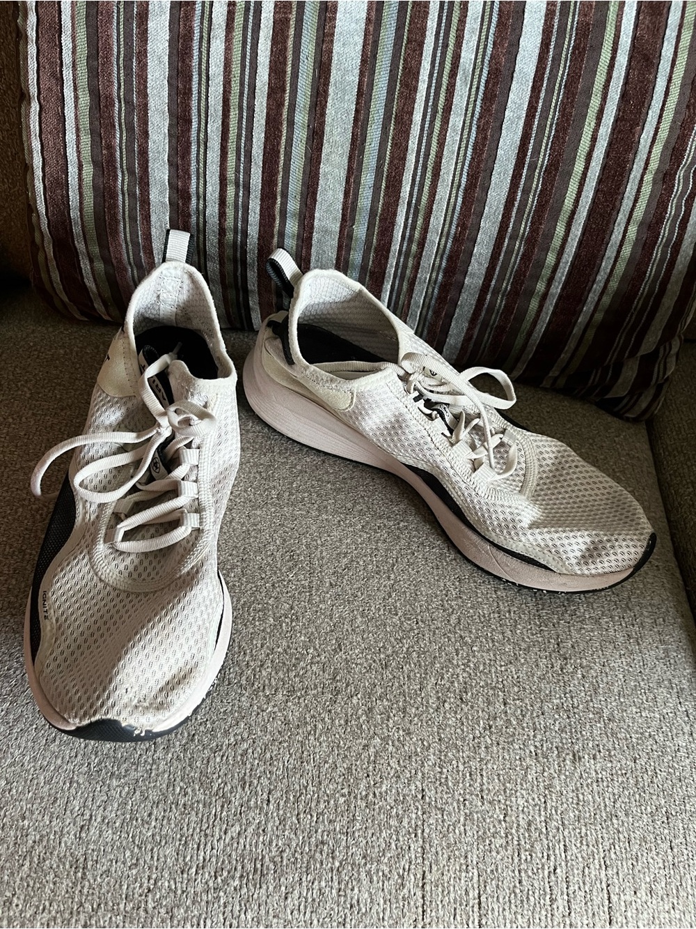 Ariat Women’s Ignite Eco Team Flx Foam Lace Up Cream Shoe 10040407 Size 9.5B